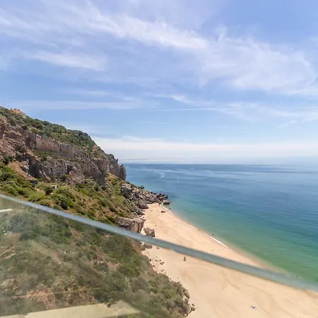 Casa Da Falesia By Dolcestay Apartment Sesimbra